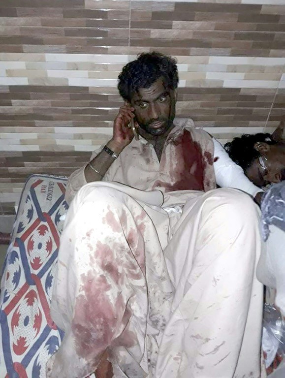 Πακιστάν: Ο ISIS πίσω από την επίθεση καμικάζι με 72 νεκρούς σε τέμενος των Σούφι (Photos)