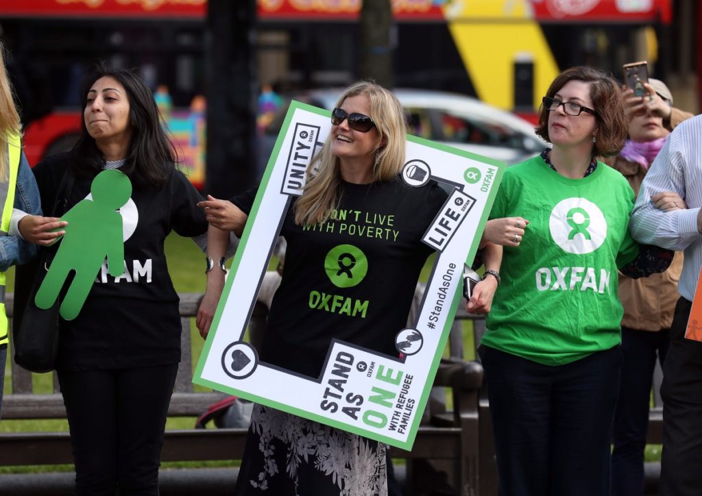 Σκάνδαλο Oxfam: Νέα αυστηρή προειδοποίηση του Λονδίνου προς τις ΜΚΟ