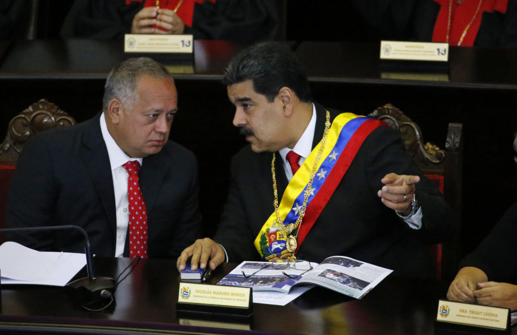 Βενεζουέλα: Ο Γκουαϊδό σκέφτεται να δώσει αμνηστία στον Μαδούρο, αν εγκαταλείψει τη χώρα