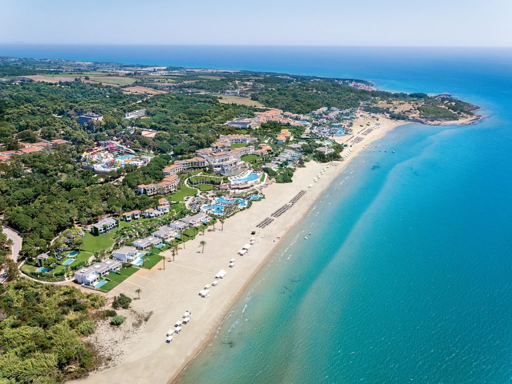 850 Γάλλοι μεσίτες στο Grecotel Riviera Olympia Resort & Aqua Park