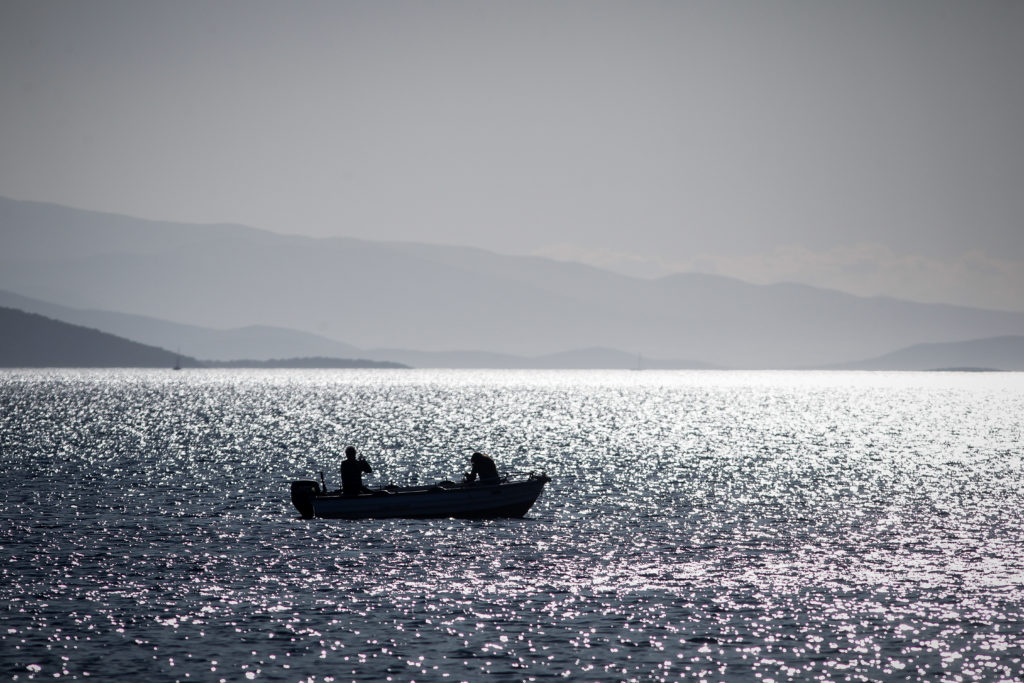 Καιρός: Ανεβαίνει η θερμοκρασία – Τοπικές καταιγίδες το απόγευμα