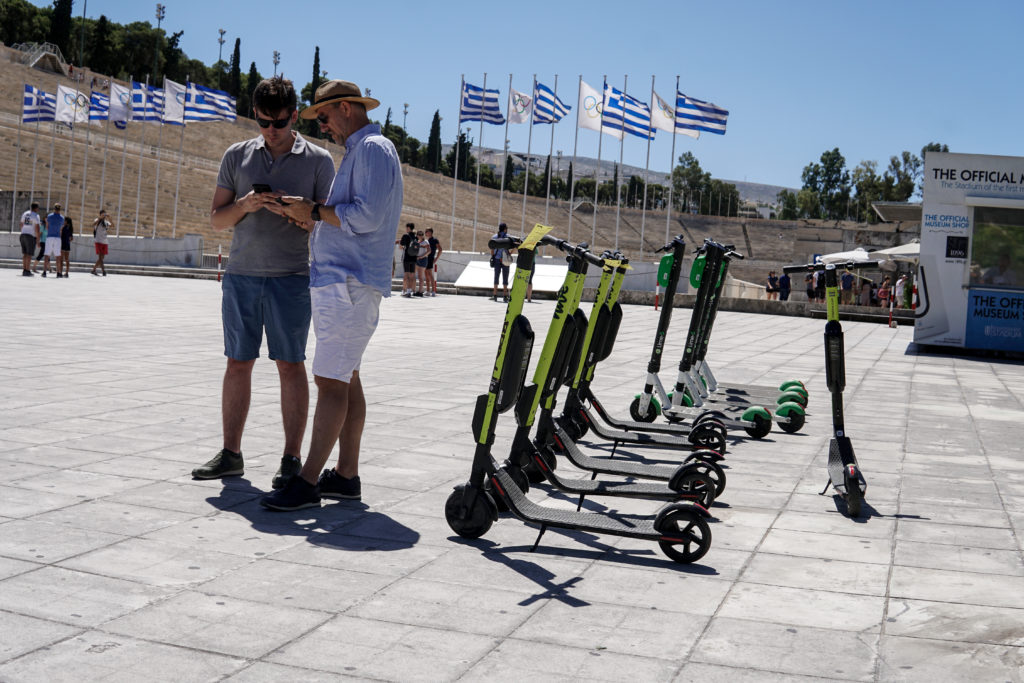 Θες πατίνι στην πόλη; Ιδού οι νέοι κανόνες