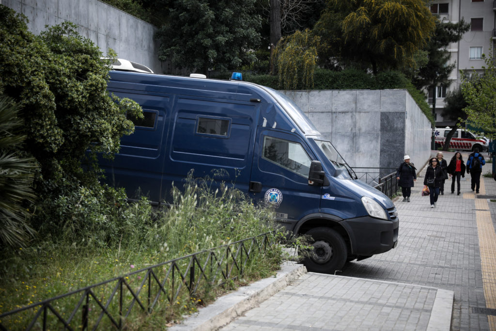 Στον ανακριτή οι συλληφθέντες της «Επαναστατικής Αυτοάμυνας»