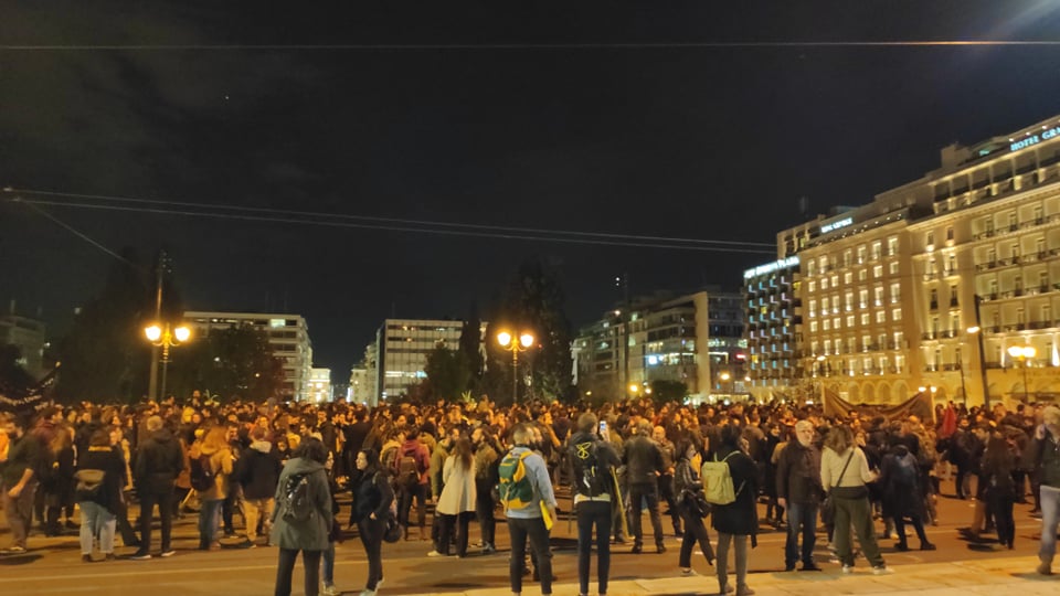 Πορεία αλληλεγγύης για πρόσφυγες και μετανάστες στο κέντρο της Αθήνας (Video – Photos)