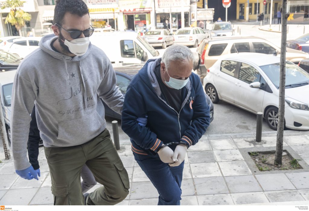 Θεσσαλονίκη: Δίωξη για ανθρωποκτονία με δόλο στον παιδοκτόνο – «Με χτύπησε, θόλωσα»