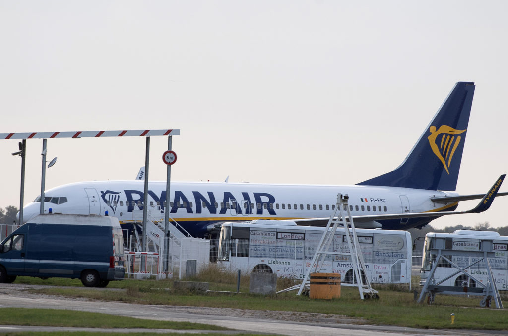 Η Ryanair σχεδιάζει 3.000 απολύσεις