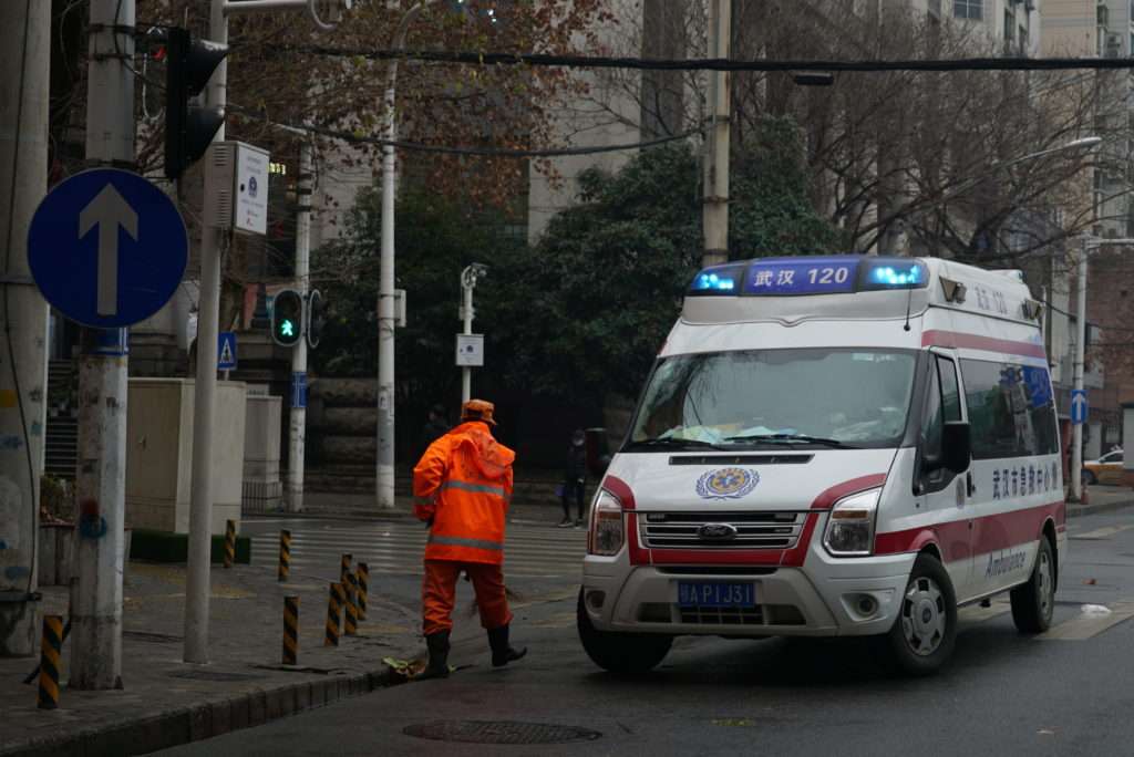 Τραγωδία στην Κίνα: Δεκάδες νεκροί από κατάρρευση διώροφου εστιατορίου (Video)