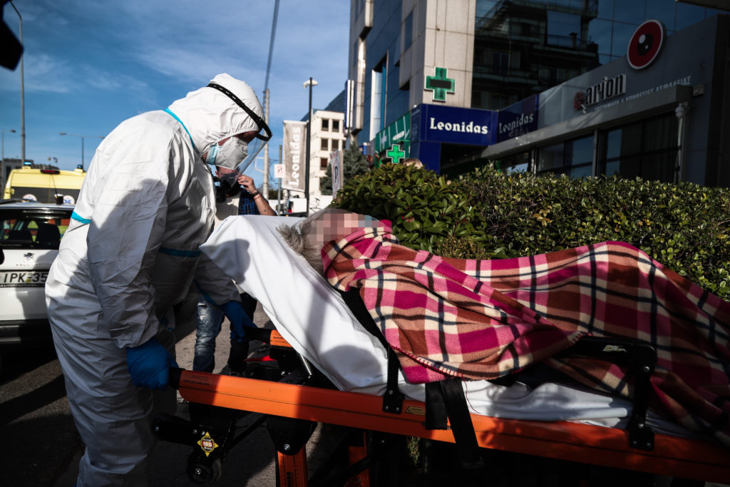 Κορονοϊός: 23 νέοι θάνατοι, 662 κρούσματα, 301 διασωληνωμένοι