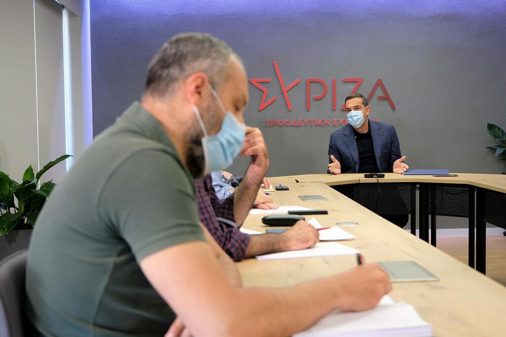 Τσίπρας με ΔΟΕ: «Κυβέρνηση και υπουργός Παιδείας επιδεικνύουν τρομακτική ανεμελιά» (Photos)