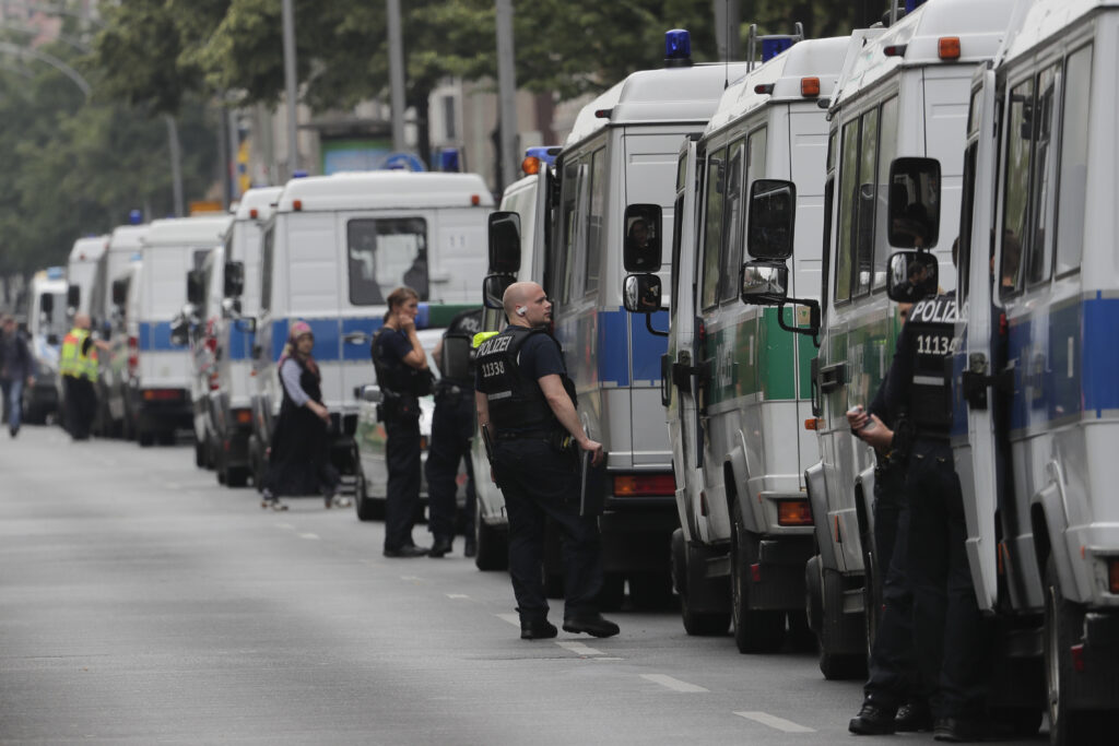 Βερολίνο: Τίποτα το ύποπτο στο σχολείο όπου «σήμανε συναγερμός»