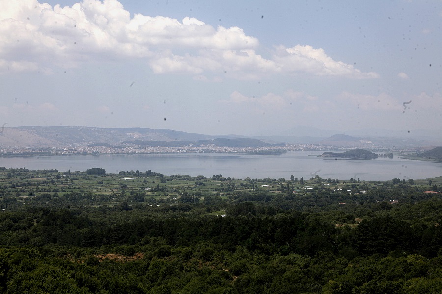 Σε δημόσια διαβούλευση το προεδρικό διάταγμα για τη λίμνη Παμβώτιδα