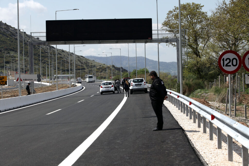 Άλογο βγήκε στην Εθνική Οδό και άρχισε να καλπάζει στο ρεύμα προς Θεσσαλονίκη!