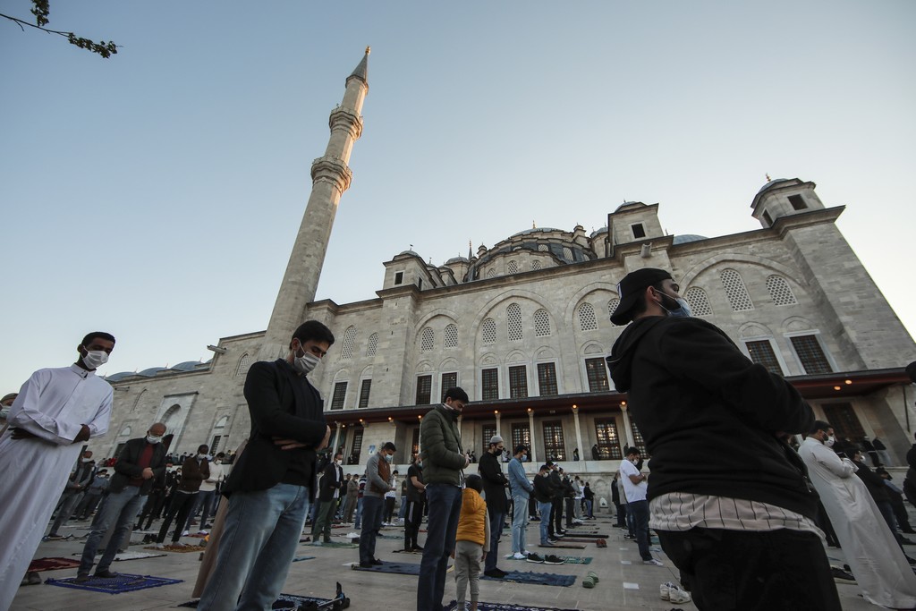 Η Τουρκία παρήγγειλε 60 εκατ. δόσεις του εμβολίου των Pfizer/BioNTech