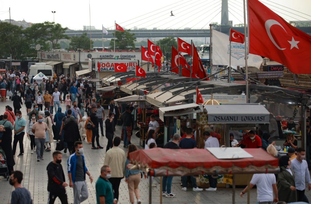 Νέα χαλάρωση των μέτρων στην Τουρκία από την Τρίτη