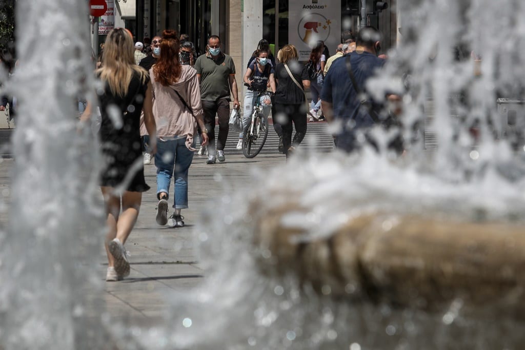 Καύσωνας με θερμοκρασίες έως 44 βαθμούς Κελσίου και υψηλή συγκέντρωση σκόνης – Ποιες περιοχές θα  «ψηθούν»