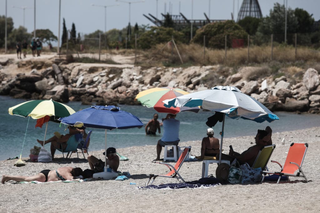 Καιρός: Σε εξέλιξη ο μίνι καύσωνας – Στο «κόκκινο» ξανά ο υδράργυρος