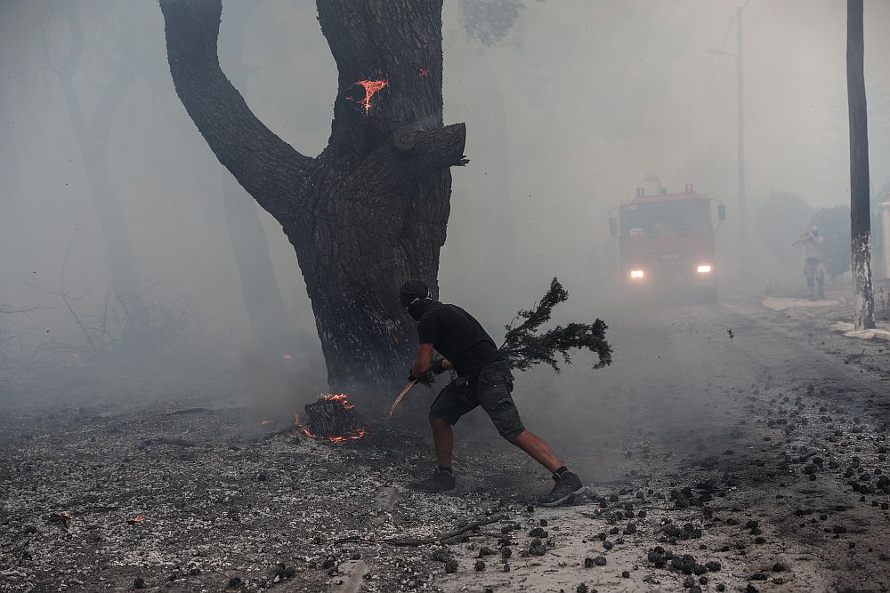 Στη φυλακή οι κατηγορούμενοι για εμπρησμό σε Κρυονέρι, Πετρούπολη, Πεδίον του Αρεως