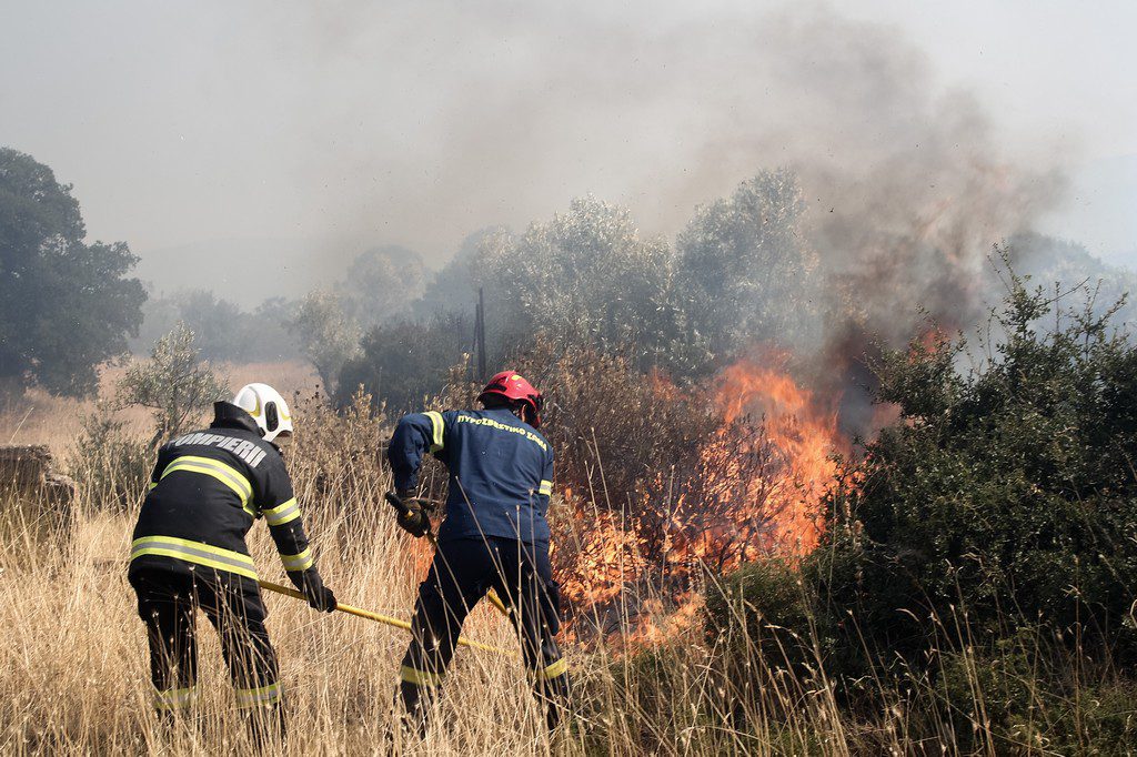 Σε εξέλιξη πυρκαγιά στον Άγιο Συμεών Μεσολογγίου