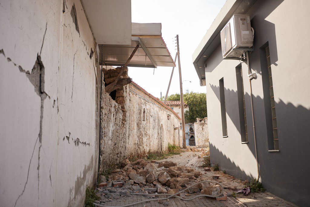 Έκτακτη σύσκεψη των σεισμολόγων για τη Θήβα