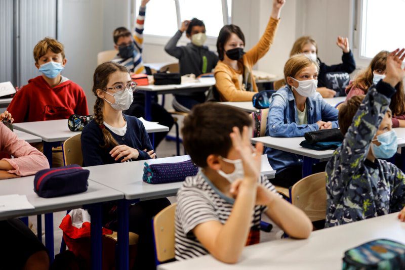 Γαλλία: Υποχρεωτική χρήση της μάσκας από την ηλικία των 6 ετών στα μέσα μεταφοράς