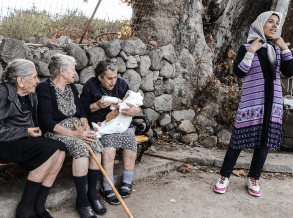 Ευστρατία Μαυραπίδου: Πέθανε η μια από τις τρεις «γιαγιάδες της Συκαμιάς» που αγκάλιασαν τους πρόσφυγες