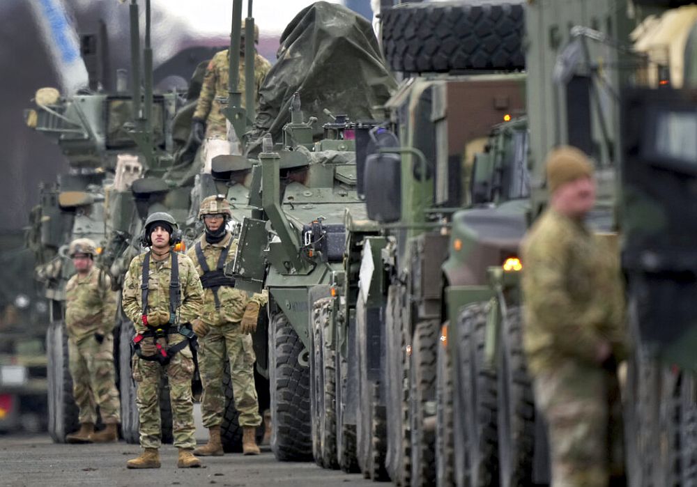 Σε κατάσταση εκτάκτου ανάγκης η Ουκρανία – Απαίτηση για απόσυρση στρατευμάτων