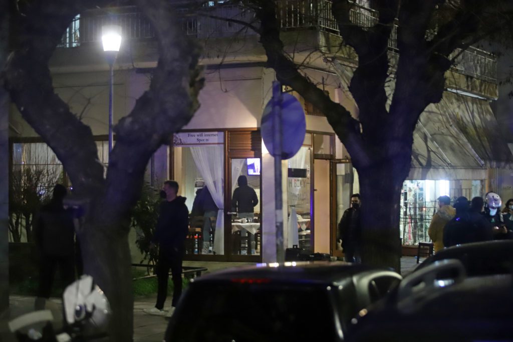 Γυναικοκτονία στην Θεσσαλονίκη: Πέθανε η 41χρονη που πυροβολήθηκε από τον πρώην σύντροφό της