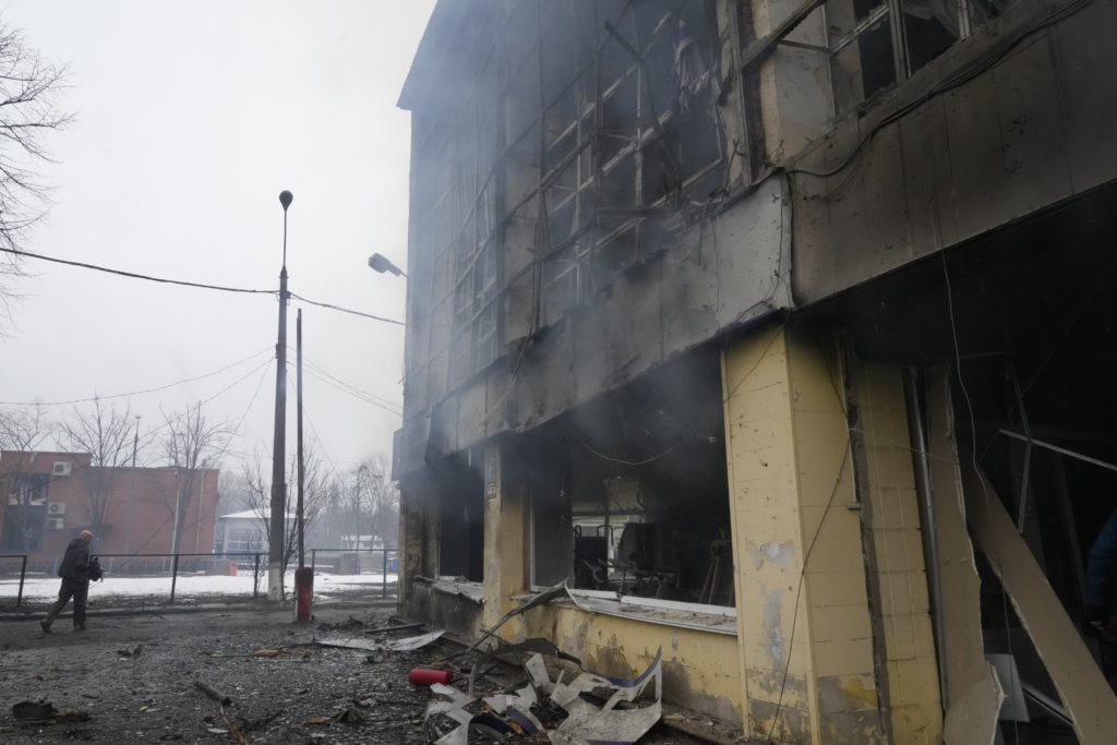 Ουκρανία: «Καταλάβαμε τη Χερσώνα» λένε οι Ρώσοι – «Συνεχίζουμε να αντιστεκόμαστε» λέει ο δήμαρχος της πόλης