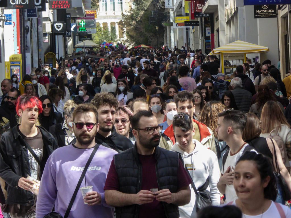 Τέλος τα πιστοποιητικά εμβολιασμού και νόσησης από 1η Μαΐου – Παραμένουν οι μάσκες