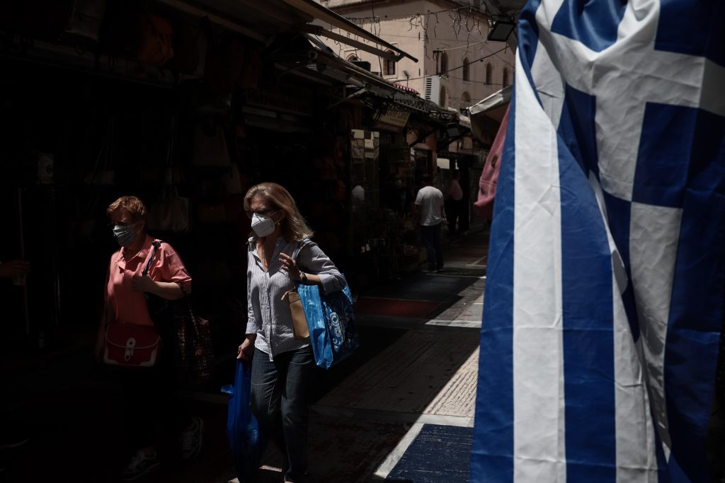 Ακόμη 16 άνθρωποι έχασαν τη ζωή τους: 159 διασωληνωμένοι, 3.708 κρούσματα κορονοϊού