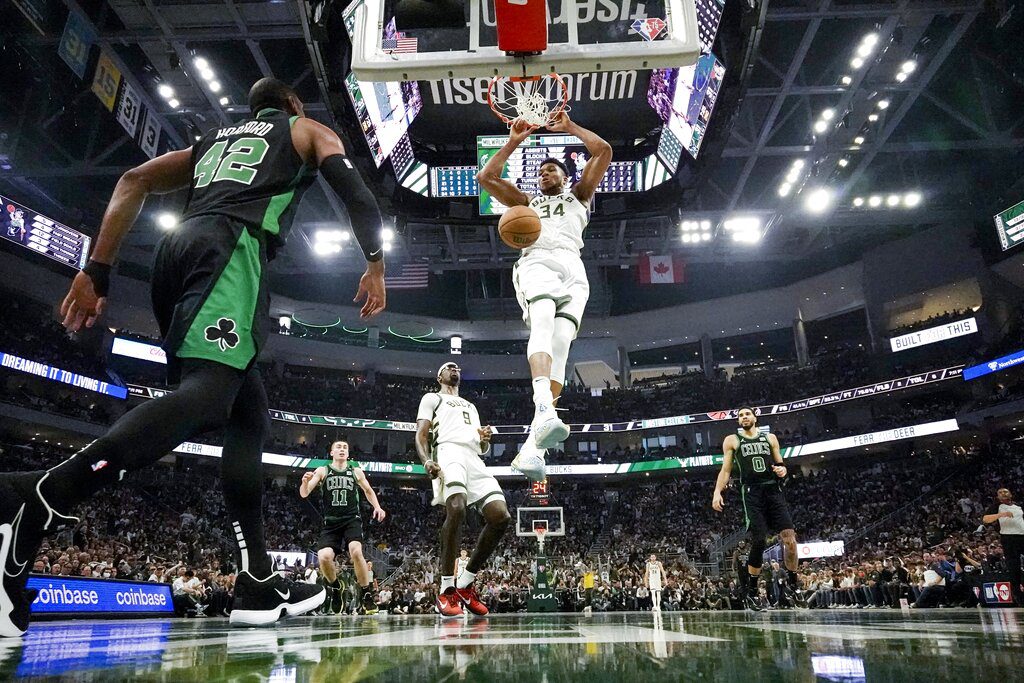 NBA Playoffs: Έχασαν οι Μπακς, στο 2-2 η σειρά με τους Σέλτικς