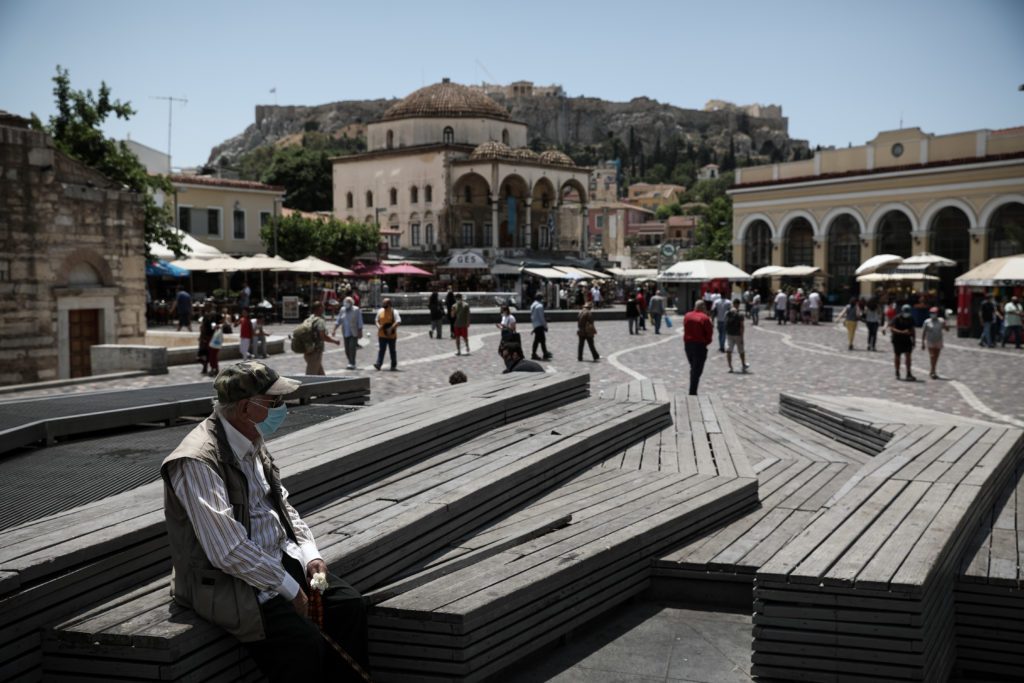 Κορονοϊός: Τα πραγματικά κρούσματα ξεπερνούν τις 15.000, λέει ο Τζανάκης – Ως και 20.000 τις επόμενες εβδομάδες, προβλέπει ο Μαγιορκίνης