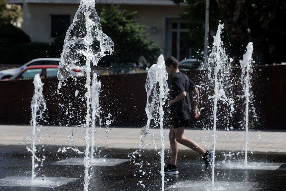 Καιρός: Την… ανηφόρα παίρνει ο υδράργυρος – Έως 41 βαθμοί Κελσίου την Πέμπτη – Πού αναμένονται βροχές