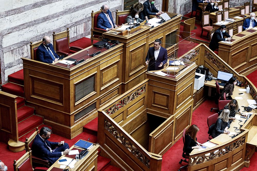 Πολιτικά φορτισμένη η σημερινή ομιλία Τσίπρα στη Βουλή, μετά το unfair Μητσοτάκη