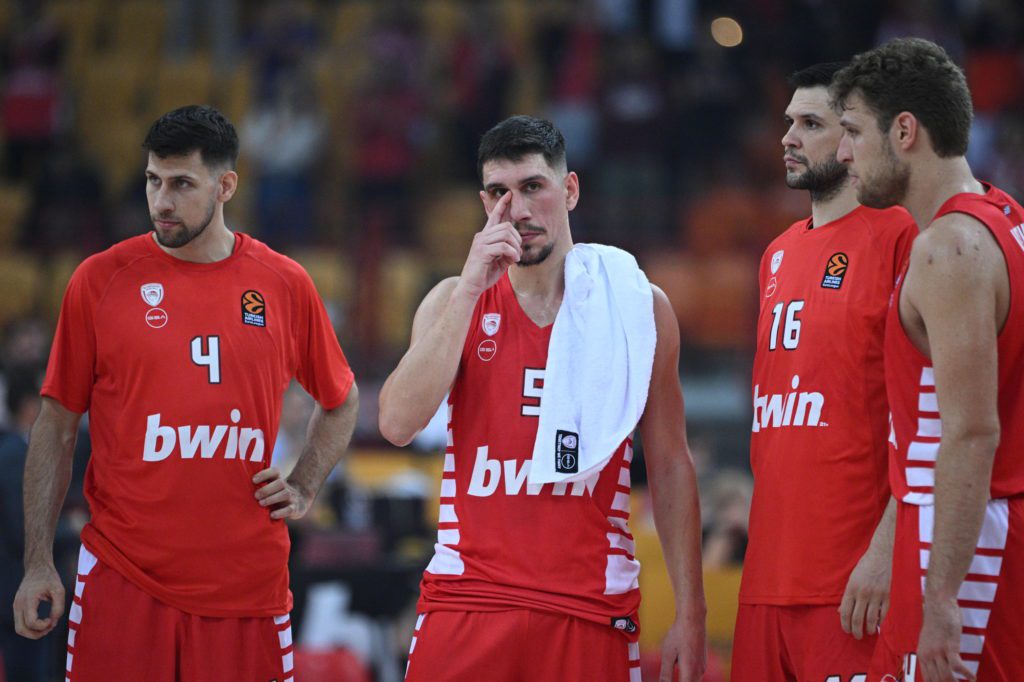 Τζον Μπράουν στο Eurohoops: “Το είχα πάρει προσωπικά να σταματήσω τον Βεζένκοφ”