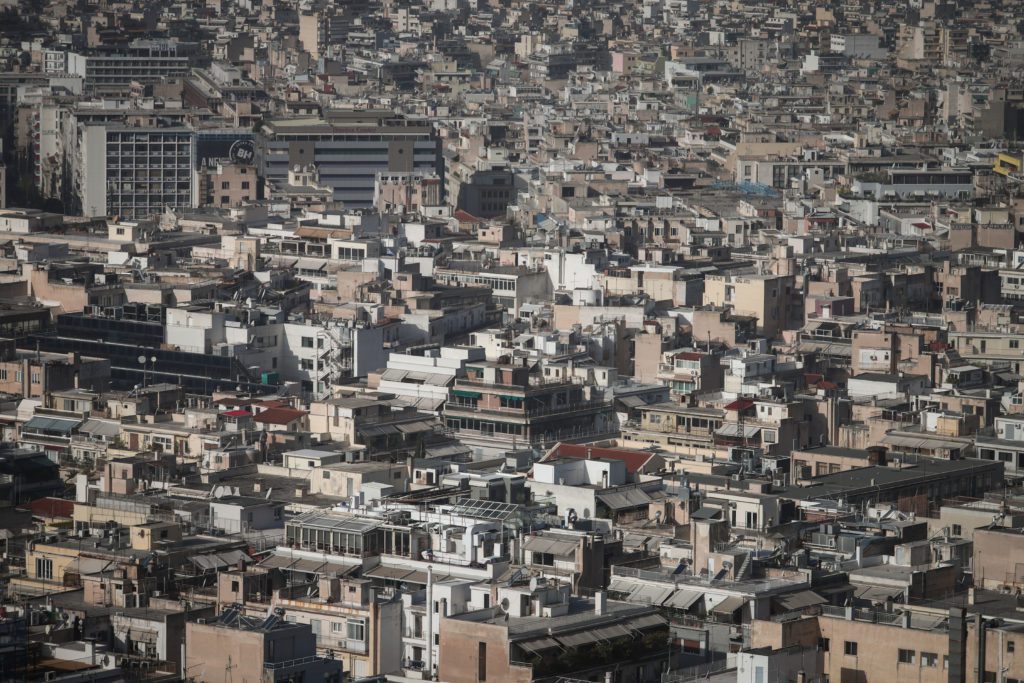 Πλειστηριασμοί: Παρέμβαση της κυβέρνησης Μητσοτάκη με τροπολογία υπέρ των services