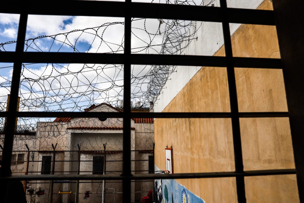 Εκλογικό Τμήμα Φυλακών Κέρκυρας: Ολοκληρώθηκε η διαδικασία – Ψήφισαν οι 38 κρατούμενοι (video)