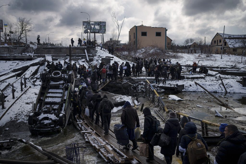 Πόλεμος στην Ουκρανία: 13 εκατομμύρια άνθρωποι παραμένουν ξεριζωμένοι