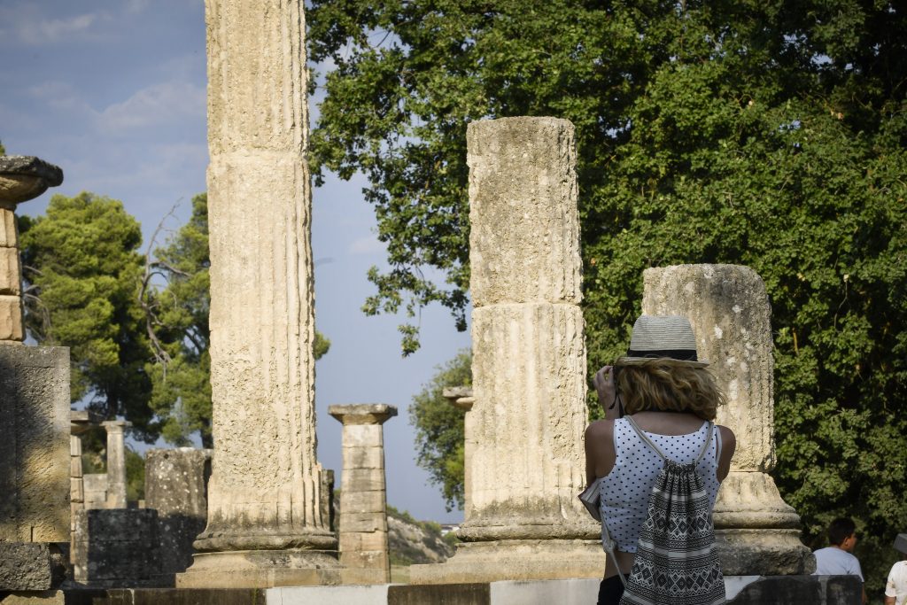 Αρχαία Ολυμπία: Με συμπτώματα δηλητηρίασης 10 μαθητές από την Ολλανδία