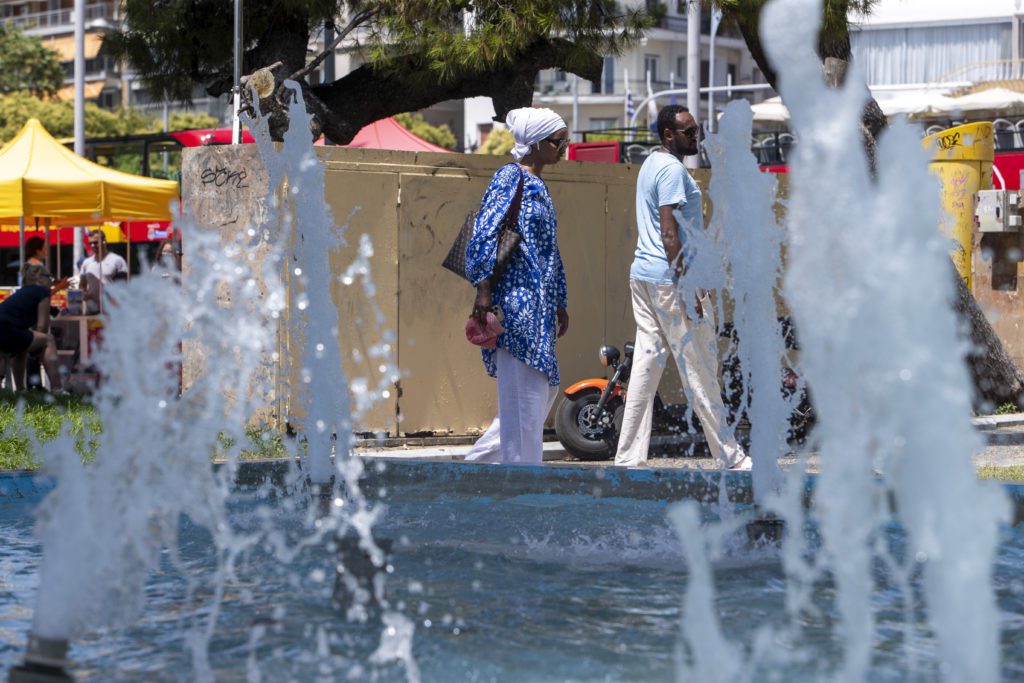 Καιρός: Κορυφώνεται ο καύσωνας – Σε ποια περιοχή θα φτάσει τους 44 βαθμούς ο υδράργυρος