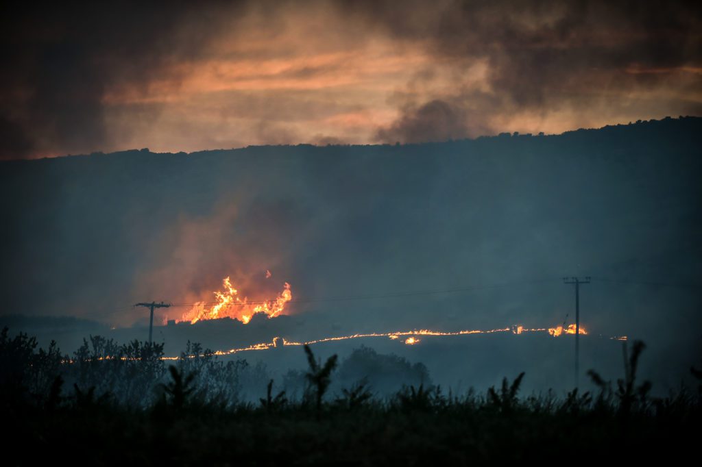 LIVE: Πύρινος εφιάλτης και στάχτες για 11η ημέρα – Όλες οι εξελίξεις στα πύρινα μέτωπα