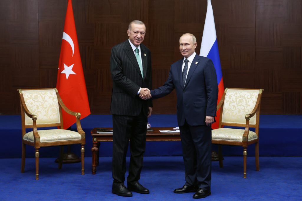 Reuters: Συνάντηση Ερντογάν – Πούτιν για τη συμφωνία εξαγωγής σιτηρών