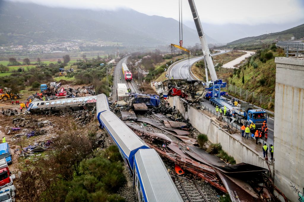 Reuters: Ένα χρόνο μετά τα Τέμπη ο φόβος για την ασφάλεια των σιδηροδρόμων παραμένει
