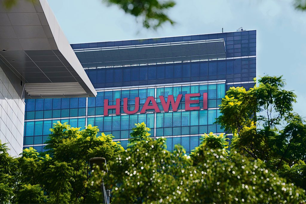 Η ΕΥΠ παρακολουθούσε τον Ανδρουλάκη λόγω… Huawei