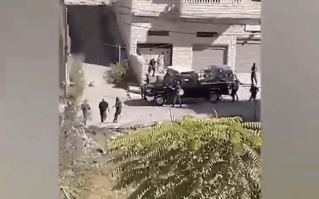 Μέση Ανατολή: Βίντεο με την επίθεση ενόπλων στο κομβόι του Μαχμούντ Αμπάς