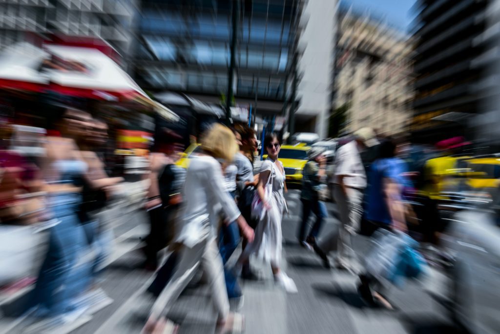 ΕΛΣΤΑΤ- Υπογεννητικότητα: 56.645 περισσότεροι θάνατοι από τις γεννήσεις το 2023