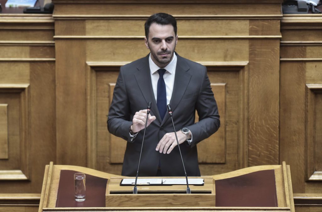 Χριστοδουλάκης: Αποκλειστικά εισπρακτικού χαρακτήρα το φορολογικό νομοσχέδιο – Νομιμοποιεί την φοροδιαφυγη