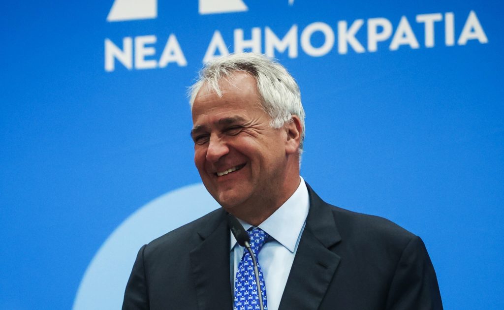 Βορίδης για ΠτΔ: «Υπάρχουν πρόσωπα στην παράταξή μας με συνθετικά χαρακτηριστικά» – Η σαμαρική πτέρυγα «καίει» τη Σακελλαροπούλου