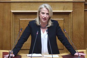 Το πρόβλημα της στεγαστικής κρίσης φέρνει στη Βουλή ο ΣΥΡΙΖΑ &#8211; Τα τέσσερα ερωτήματα στην κυβέρνηση
