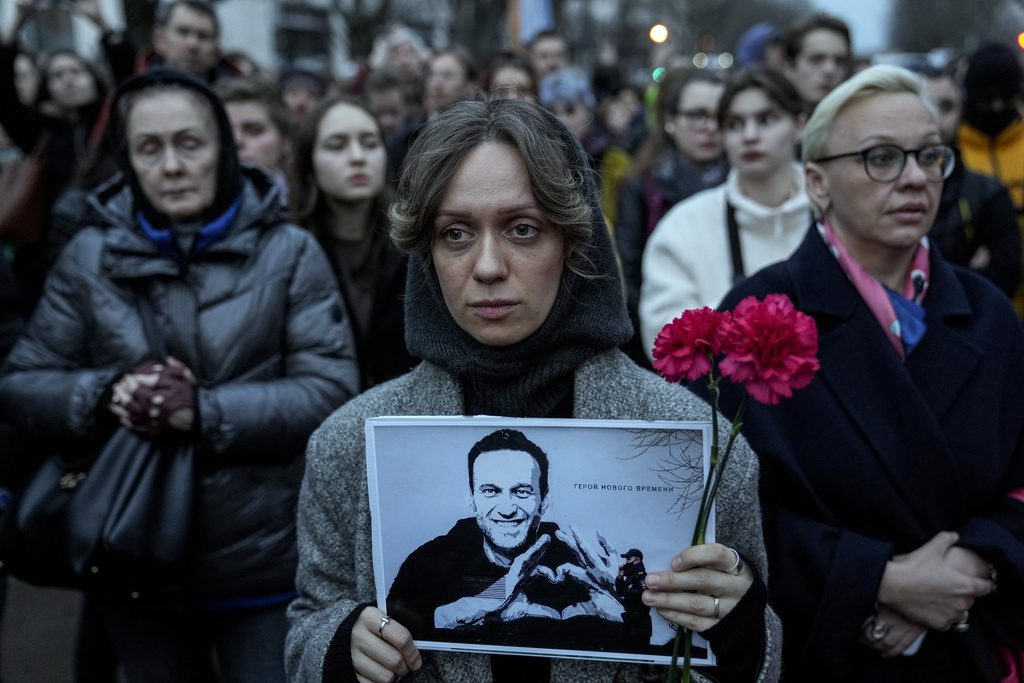 Στέφανος Κασσελάκης: «Ο Αλεξέι Ναβάλνι έδωσε τη ζωή του αγωνιζόμενος για τα δημοκρατικά δικαιώματα»